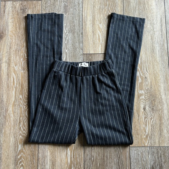 Urban Outfitters Pants - Urban outfitters high rise pant